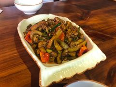剁肉茄子煲-云隐小厨·传统大理美食(复兴路店)
