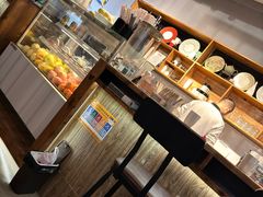 -LEO CAFE