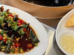 -胡须佬鸡煲四季火锅店(石厦西村直营店)