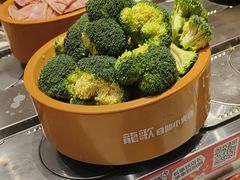 -龍歌自助小火锅(芝罘万达店)