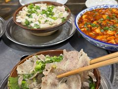 -乐山食古香跷脚牛肉