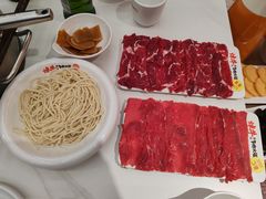 匙仁-焯牛潮汕牛肉火锅(云峰街创始店)