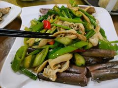 -岛中岛·海鲜大排档·万宁老字号(东澳店)
