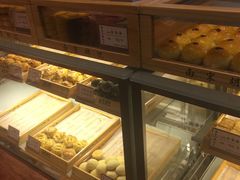 面包甜点陈列柜-南宋胡记(杭州体育场路店)