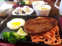 -许榴香西餐厅(台东步行街店)