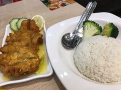 -佰搭果·广式茶餐厅(西华路店)