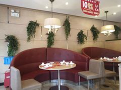 卡座-粤仔湾砂锅粥(广益哥伦布店)