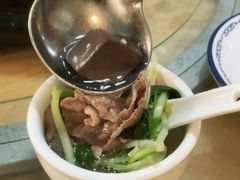 -华哥新鲜猪精品美食