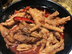 -老闵田螺馆·南昌特色小炒(梦时代店)