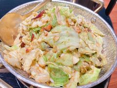 干锅手撕牛心菜-望湘园·洞庭渔宴(浦江欢乐颂店)