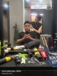 -老肖男士理发店