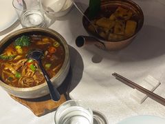 -彩云天云南餐厅