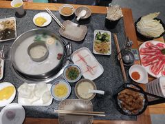 -江小渔鲜鱼火锅(应天西路店)