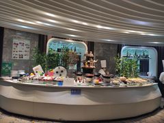 -亚洲国际大酒店·云顶阁旋转自助餐厅
