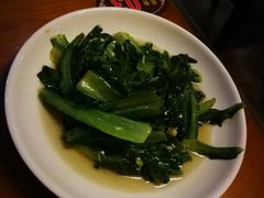 -临江餐馆二楼美食部落