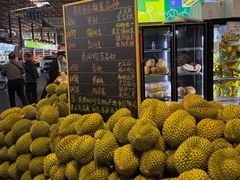 -曼阁市场水果批发市场
