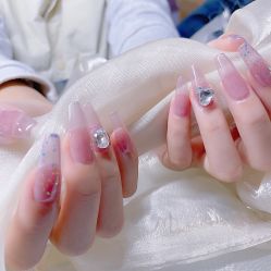 -星辰·新中式美甲美睫工作室
