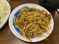 笨豆芽炒粉-满园烤鸭·春饼(太原街万达店)