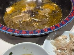 -何师傅美蛙鱼头(汉街店)