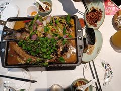 -江边城外烤全鱼(魏公村店)