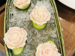 鳕鱼浪漫玫瑰-得意咚瓜·顺德鱼生·冬瓜火锅(深圳首店)