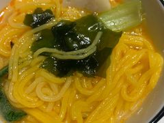 -八月美食小馆(银泰城总店)