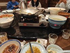 -川流不息·地道川菜·小龙虾(新松江路店)