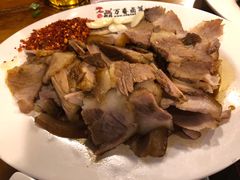 -老鼎万春卤菜(五代传承创始老店)