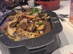 -巴特餐饮6加1音乐餐吧·新疆菜