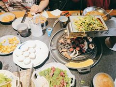 -七甲山烤肉(长白山奇石山珍根艺一条街店)