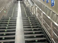 -北京大学东门(地铁站)