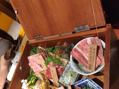 -山川小町·极番烧肉(新地假日广场店)