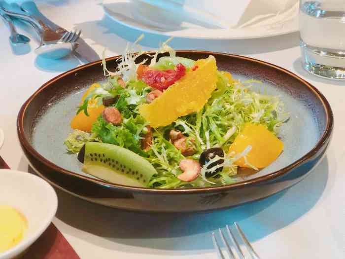 greywhale灰鲸餐厅(武汉国际广场店)-"口味一般,大概是因为贫穷没有吃