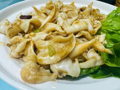 -崴海渔村(虹梅路店)