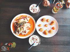 -清真爱里福特色小吃广场