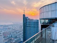 -Hi City·城市之巅