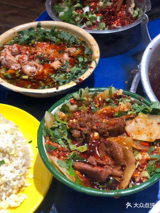 马路边边麻辣烫(致民路直营店)冒牛肉图片 第1344张