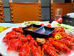 -沪小胖小龙虾(淮海中路旗舰店)