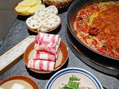 -四小区火锅·巷子里的重庆火锅(花照壁店)