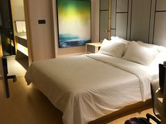 -全季酒店(上海金桥路地铁站店)