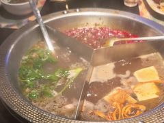 -廖掌柜·重庆鲜货火锅(上海首店)