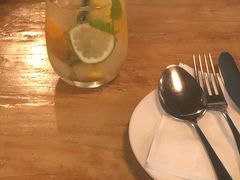 -羽深肉铺 Steak & Wine