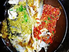 -阿瓦山寨·湘菜现炒·剁椒鱼头王(咸阳总店)