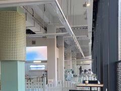 -怪兽屋·羊驼·猫咖·狗咖(俊华广场店)