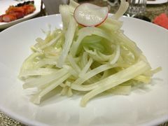 炝拌马家沟芹菜-粤珍轩·家宴·广式茶点(新城广场店)