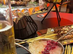 -何师烧烤Pro ·江湖川菜·小龙虾·精酿(太古里旗舰店)
