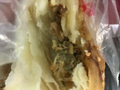 蟹黄烧饼-聚香斋(东关街店)