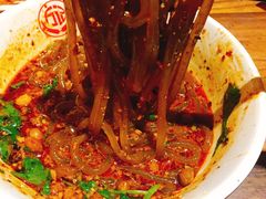 -万记麻辣烫国展总店