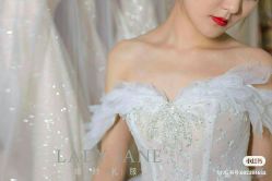 -Lady  Jane高端婚纱礼服馆