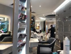 -Kraemer Paris  苏豪路易士·嘉玛发廊